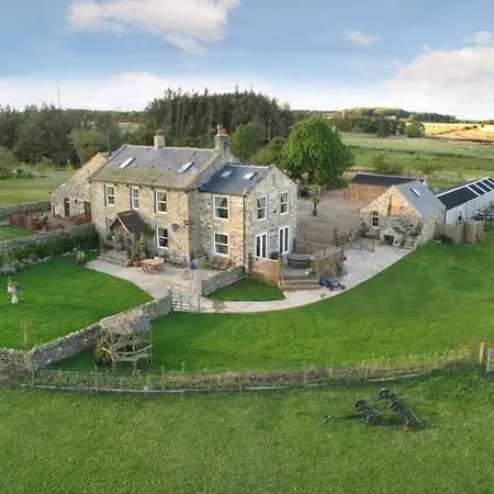 Meagill Farmhouse-hot Tub Country