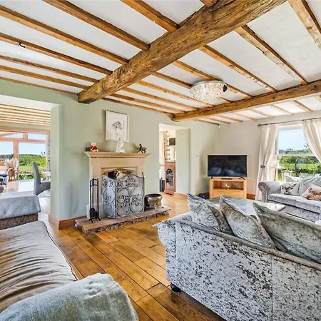 Meagill Farmhouse-hot Tub Country * Fewston