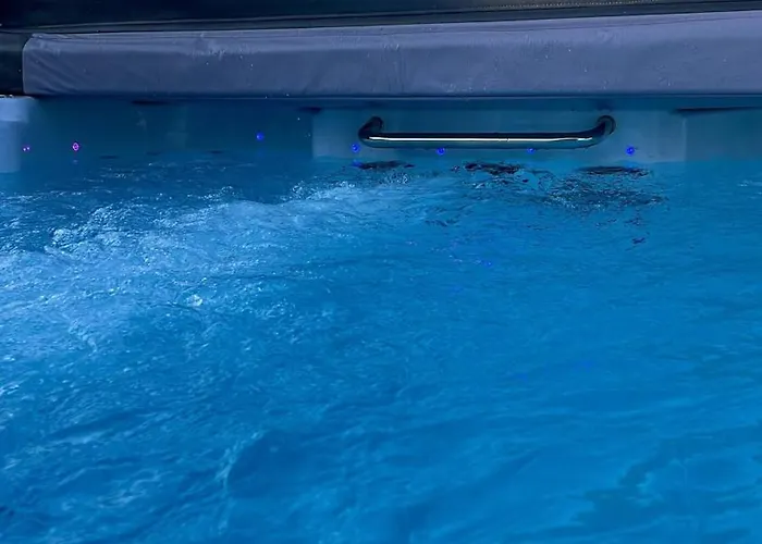 Semesterbostad Meagill Farmhouse-hot Tub Country Otley (West Yorkshire)