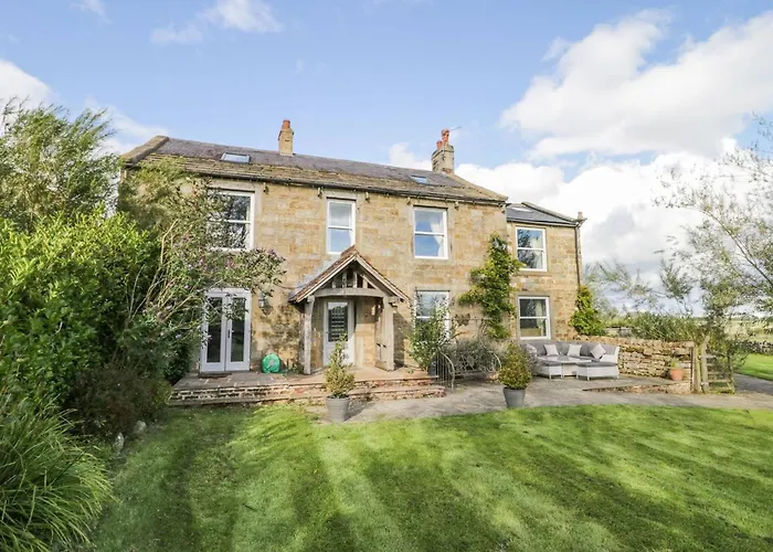 Semesterbostad Meagill Farmhouse-hot Tub Country *