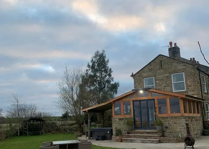 Meagill Farmhouse-hot Tub Country Semesterbostad Otley (West Yorkshire)