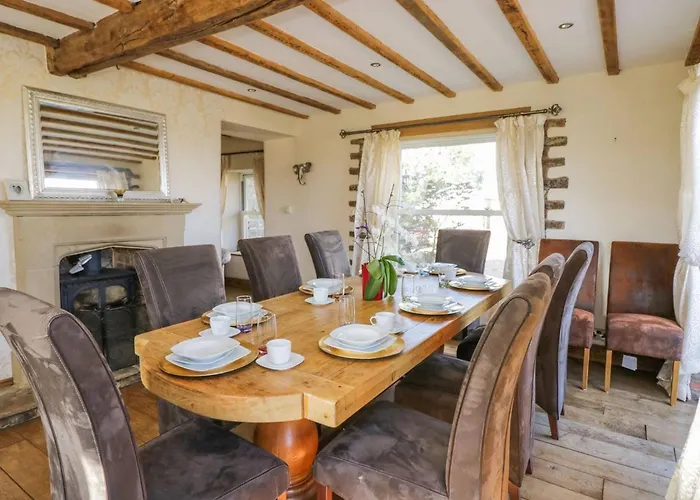 Semesterbostad Meagill Farmhouse-hot Tub Country Otley (West Yorkshire)