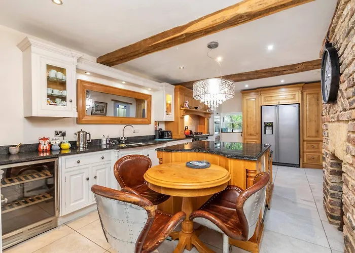 Meagill Farmhouse-hot Tub Country *