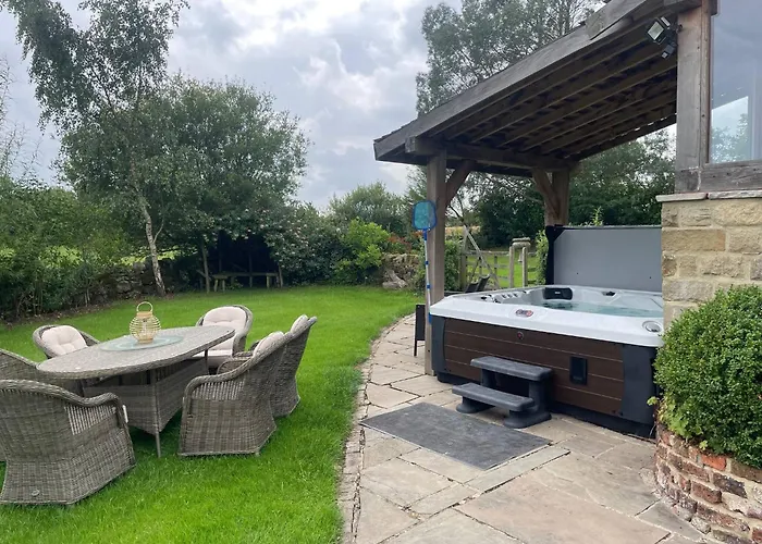 Meagill Farmhouse-hot Tub Country *